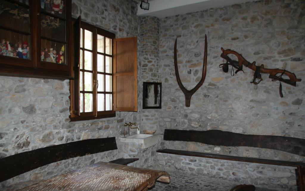 La Casa Del Reloj Guest House Molinaseca Bagian luar foto