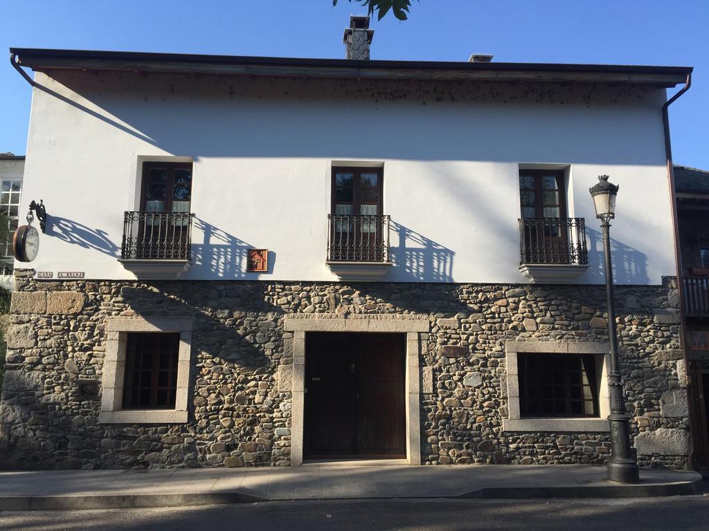 La Casa Del Reloj Guest House Molinaseca Bagian luar foto
