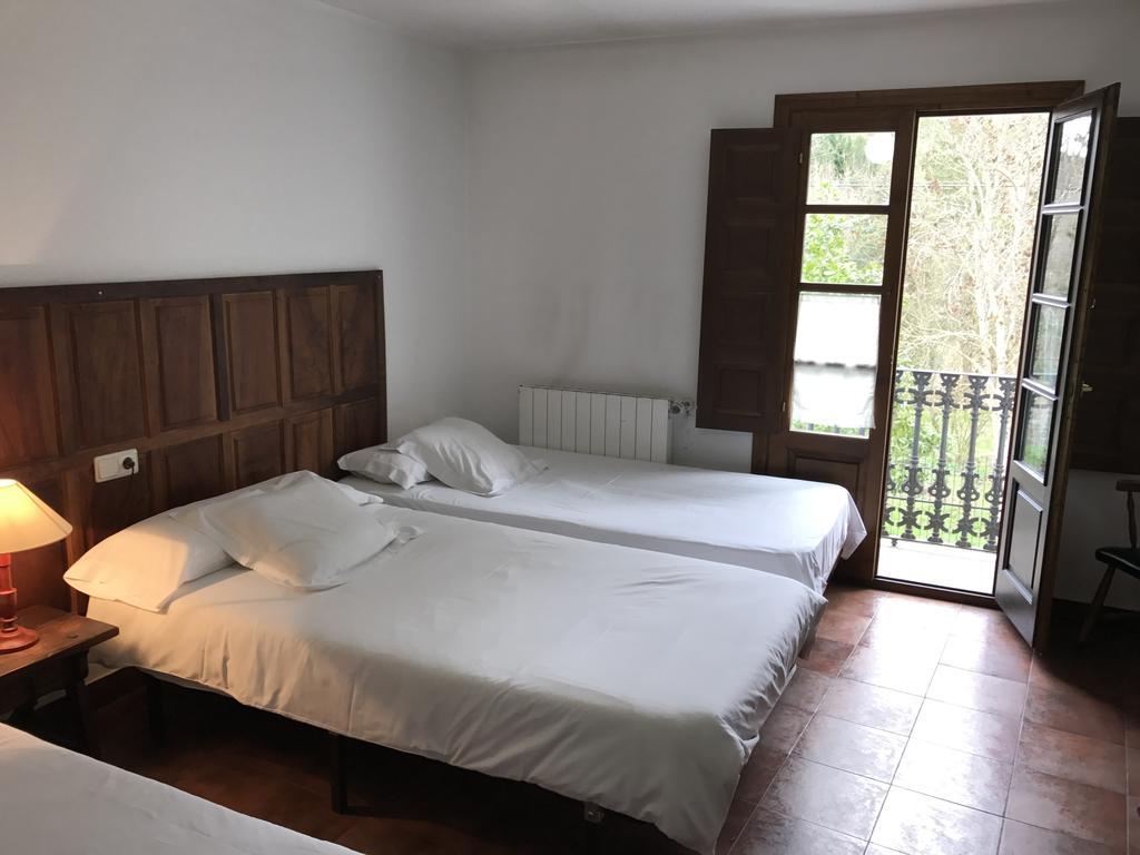 La Casa Del Reloj Guest House Molinaseca Bagian luar foto